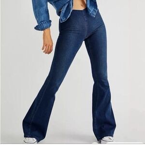 Women’s FREE PEOPLE BOHO Rich blue Penny Pull On Flare Bell Bottoms jeans size 2